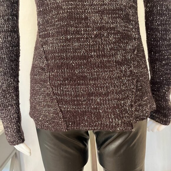 RW&CO Knit V Neck Sweater- Size US M - Picture 6 of 16